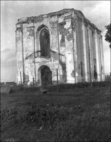 повреждения историческому памятнику